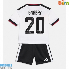 Billiga Tyskland Serge Gnabry #20 Hemmatröja Barn VM 2026 Kortärmad (+ Korta byxor)